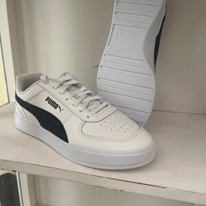 Black & White Puma men’s sneakers
